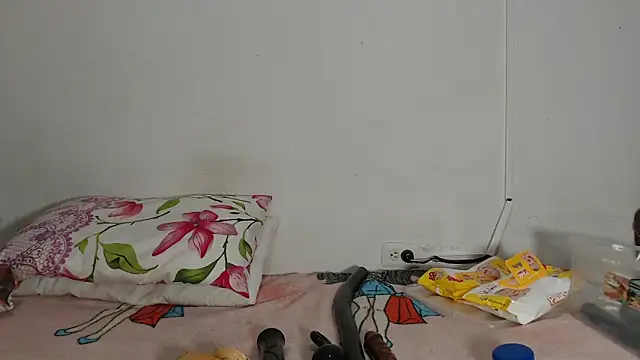 Snapshot of ruby07 chatting on February 5, 2026, 1:23 am ruby07 online show from February 5, 2026, 1:23 am