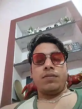 Snapshot of roadtucker123 chatting on February 8, 2026, 12:03 pm roadtucker123 online show from February 8, 2026, 12:03 pm