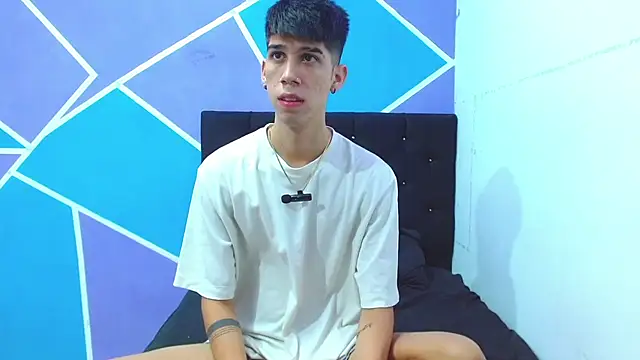 Snapshot of jhony-sex chatting on December 7, 2024, 6:26 am jhony-sex online show from December 7, 2024, 6:26 am