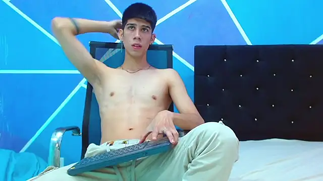 Snapshot of jhony-sex chatting on February 18, 2025, 7:21 am jhony-sex online show from February 18, 2025, 7:21 am