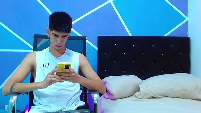 Snapshot of jhony-sex chatting on February 12, 2025, 3:07 am jhony-sex online show from February 12, 2025, 3:07 am