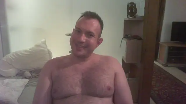 Mike 12hot online show from April 1, 2026, 7:44 pm