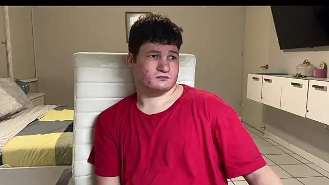 Lorenzo hernandez online show from October 29, 2025, 8:19 pm