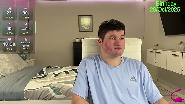 Lorenzo hernandez online show from October 17, 2025, 10:55 pm