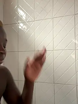 JemaimaPrincess online show from December 17, 2025, 4:39 am