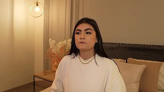 IrisBaker online show from March 29, 2026, 12:01 am