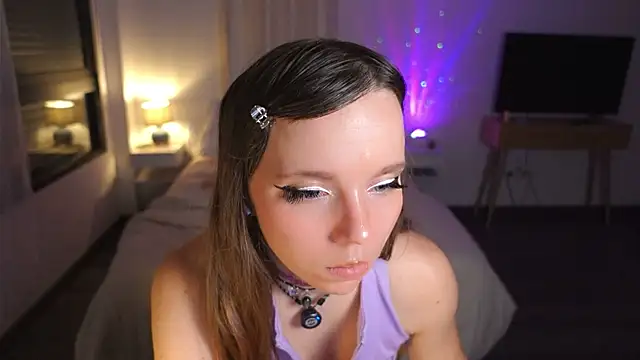 Ayra Lust online show from June 8, 2026, 1:28 am