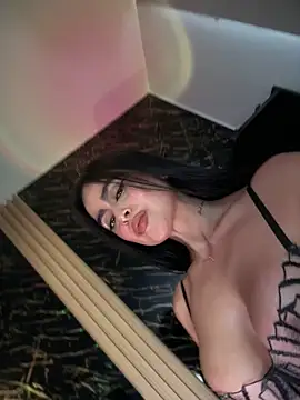 Alexandra duque online show from July 1, 2026, 9:26 pm