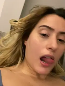 Snapshot of afrodizyak chatting on February 2, 2026, 2:43 am afrodizyak online show from February 2, 2026, 2:43 am