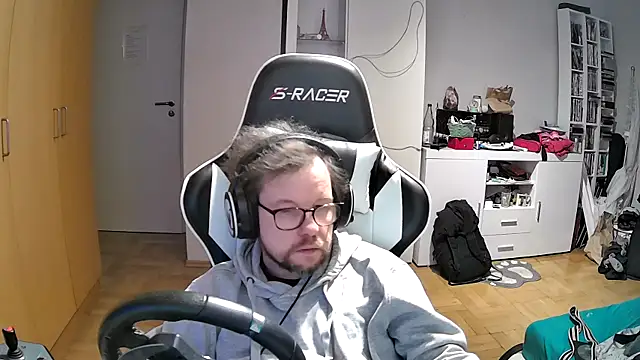 larsgessner30 online show from October 30, 2025, 12:20 am