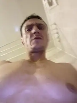 Miya567w online show from November 8, 2025, 9:24 am