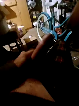 Snapshot of dougyhung2231 chatting on February 8, 2026, 7:00 pm dougyhung2231 online show from February 8, 2026, 7:00 pm