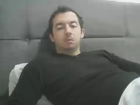 Snapshot of laynufff chatting on November 9, 2025, 5:22 am laynufff online show from November 9, 2025, 5:22 am