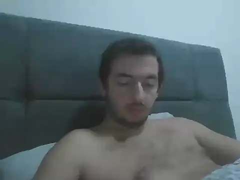 Snapshot of laynufff chatting on November 25, 2025, 5:02 pm laynufff online show from November 25, 2025, 5:02 pm