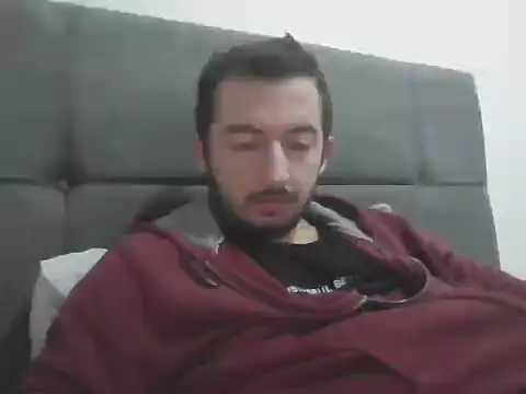 Snapshot of laynufff chatting on November 1, 2025, 5:40 pm laynufff online show from November 1, 2025, 5:40 pm