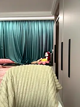 palzkybi123 online show from January 9, 2026, 2:29 am