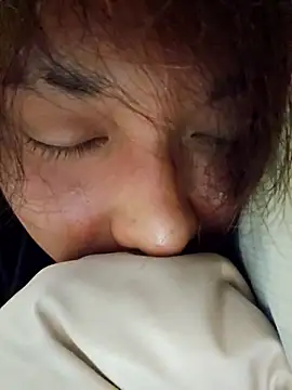 MANNZAAo06 online show from October 15, 2025, 1:37 am