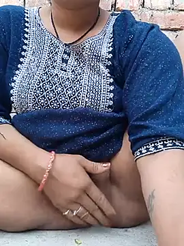 Snapshot of Simaran_bhabhi chatting on March 19, 2025, 12:23 pm Simaran bhabhi online show from March 19, 2025, 12:23 pm
