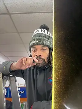 1BeautyN1Beast online show from January 7, 2026, 4:45 pm