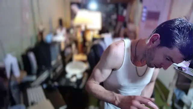 Snapshot of savageconfidence chatting on October 19, 2025, 8:17 am savageconfidence online show from October 19, 2025, 8:17 am