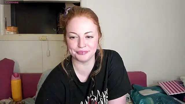 aaprill online show from October 14, 2025, 10:16 am