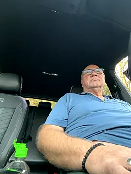 biggandybig online show from November 7, 2025, 12:21 pm