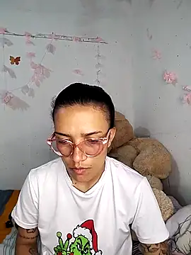 Yaumiko online show from February 5, 2026, 11:28 am