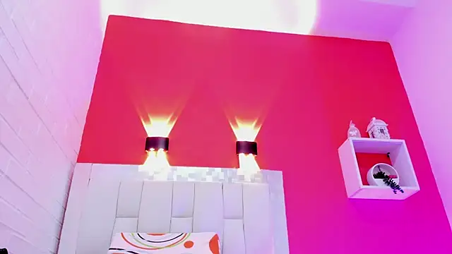 Snapshot of malu_horny_69 chatting on April 8, 2026, 7:48 pm malu horny 69 online show from April 8, 2026, 7:48 pm