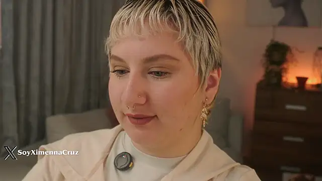 Ximenna Cruz online show from January 14, 2026, 12:20 pm