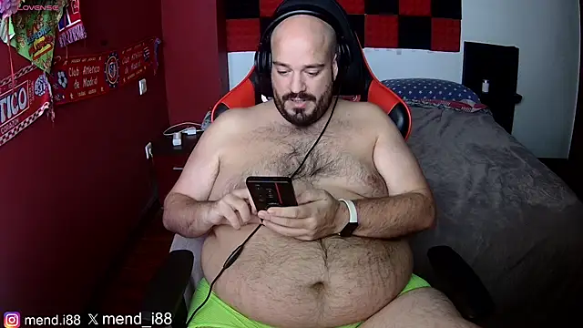 menditeta1 online show from October 14, 2025, 8:53 pm