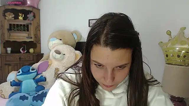 Snapshot of alexia_87 chatting on February 21, 2026, 7:21 am alexia 87 online show from February 21, 2026, 7:21 am