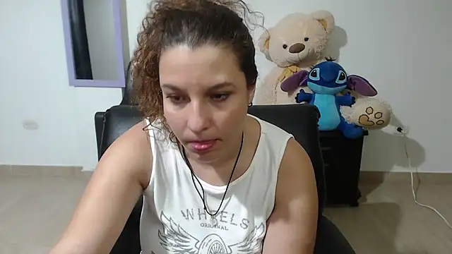 alexia 87 online show from February 9, 2025, 8:10 am