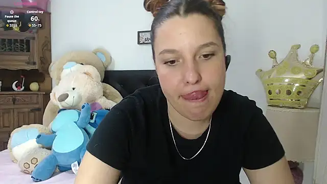 Snapshot of alexia_87 chatting on February 17, 2026, 3:04 am alexia 87 online show from February 17, 2026, 3:04 am