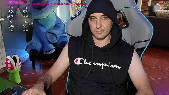 Snapshot of Gil_gamesh90 chatting on September 15, 2025, 9:32 am Gil gamesh90 online show from September 15, 2025, 9:32 am