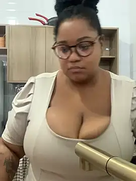SweetLizzyBBW online show from June 2, 2026, 5:57 pm