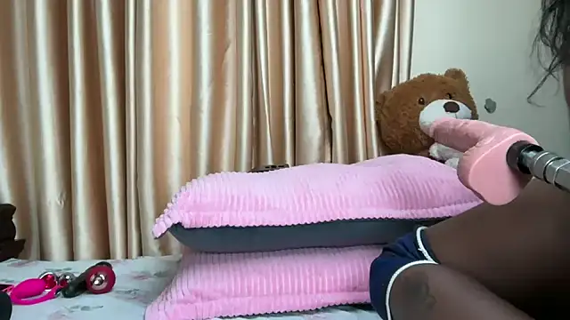 Snapshot of SexyAudreyFuck chatting on October 18, 2025, 12:34 am SexyAudreyFuck online show from October 18, 2025, 12:34 am