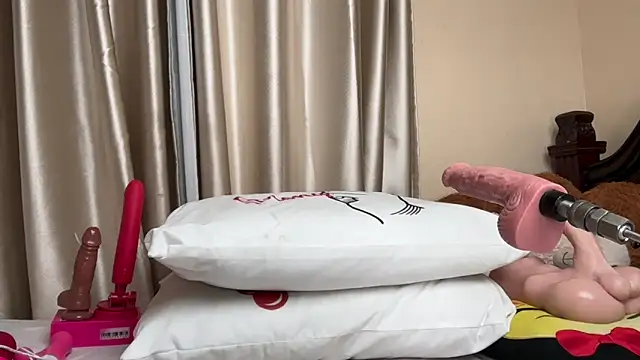 Snapshot of SexyAudreyFuck chatting on November 10, 2025, 12:15 am SexyAudreyFuck online show from November 10, 2025, 12:15 am