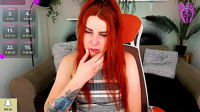 Snapshot of YrKiraXO chatting on February 4, 2025, 10:32 am YrKiraXO online show from February 4, 2025, 10:32 am