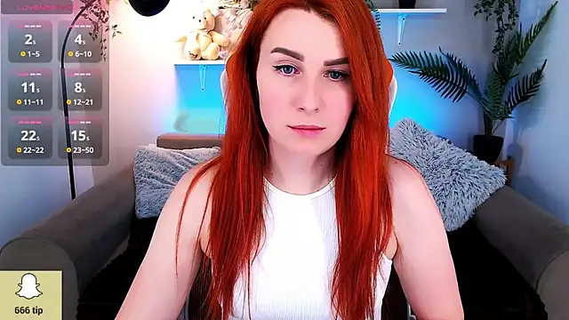Snapshot of YrKiraXO chatting on February 28, 2025, 11:23 pm YrKiraXO online show from February 28, 2025, 11:23 pm