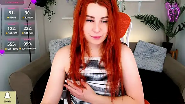 Snapshot of YrKiraXO chatting on February 4, 2025, 7:07 am YrKiraXO online show from February 4, 2025, 7:07 am