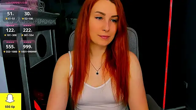 Snapshot of YrKiraXO chatting on February 21, 2025, 7:01 am YrKiraXO online show from February 21, 2025, 7:01 am