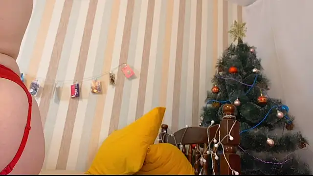 EmmyAmbros online show from January 15, 2026, 10:02 pm