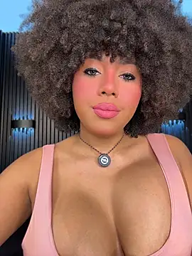 Snapshot of kendall_coxx chatting on July 1, 2026, 2:28 pm kendall coxx online show from July 1, 2026, 2:28 pm