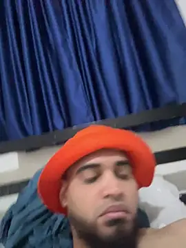 luismanuel 1998 online show from March 29, 2026, 2:46 am