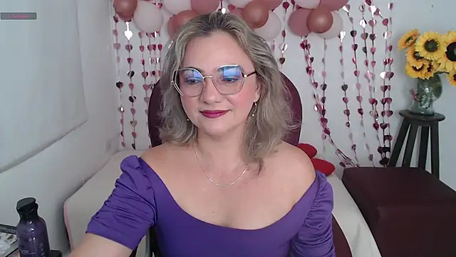 ana milf online show from February 1, 2026, 2:37 pm