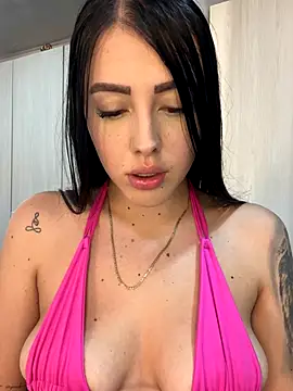 Manelik couper online show from November 21, 2025, 4:55 am