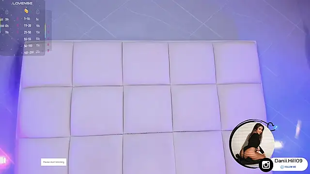 danii hill  online show from October 21, 2025, 4:23 am