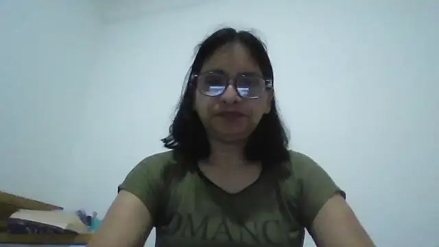 titssmall123 online show from November 27, 2025, 10:54 pm