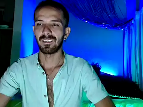 Tomas Tylor online show from December 12, 2024, 11:25 pm