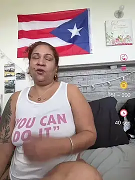 ladycreamypr2 online show from June 19, 2026, 5:52 pm
